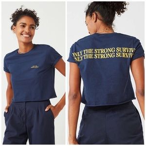 ✨Urban Outfitters Cropped Raw Hem Navy Top 🤩